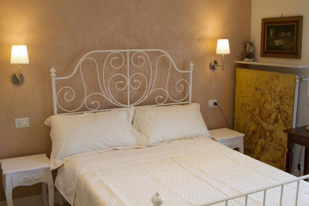 B&B I Propilei Di San Girolamo Rimini Exterior photo